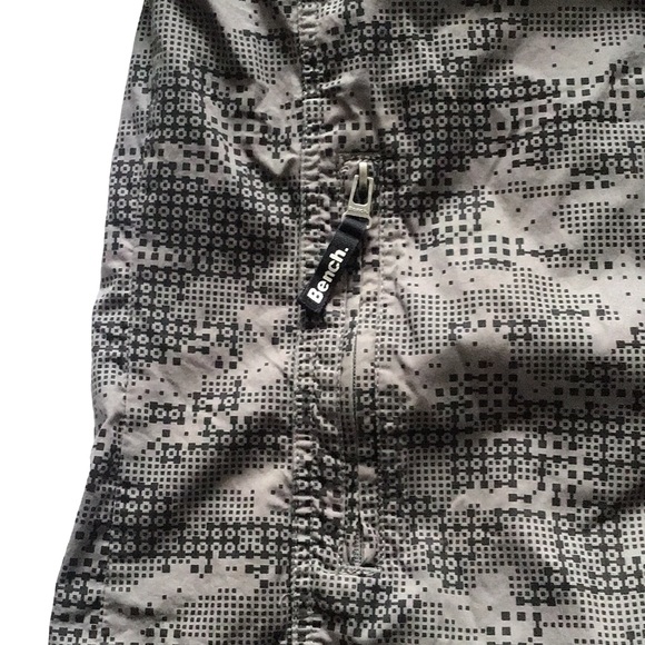 Bench Lightweight Jacket, size M - Picture 6 of 13